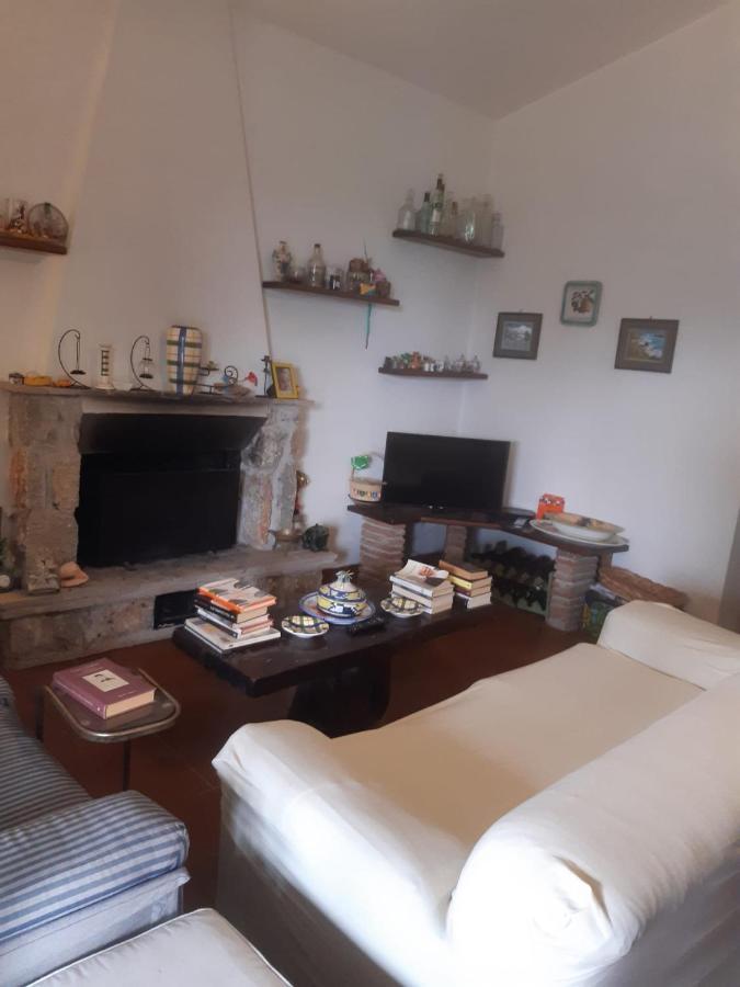 La Casa Di Mario Villa Itri Buitenkant foto